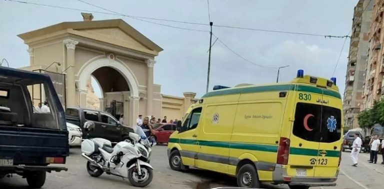 طائرة عسكرية صهيونية تعيد جثماني السائحين القتيلين من مصر