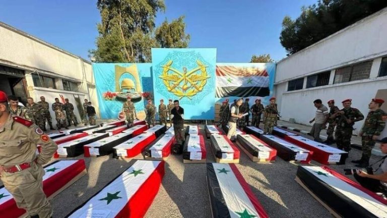 بالفيديو.. حمص تشيع ضحايا تفجير “الكلية الحربية”