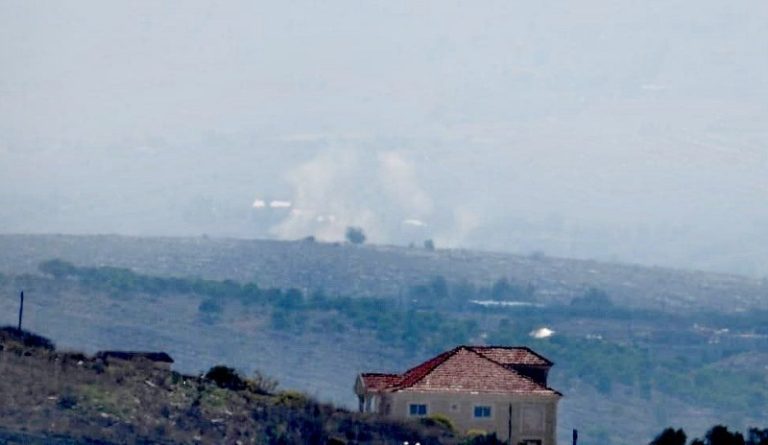 بالصورة.. استهداف منزل في كفركلا