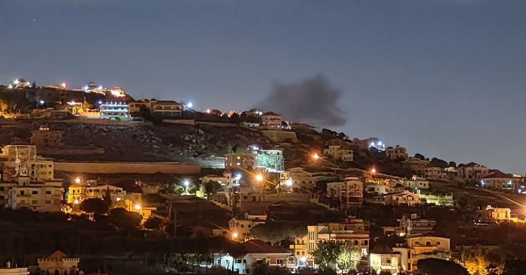 غارة “إسرائيلية” فوق مروحين