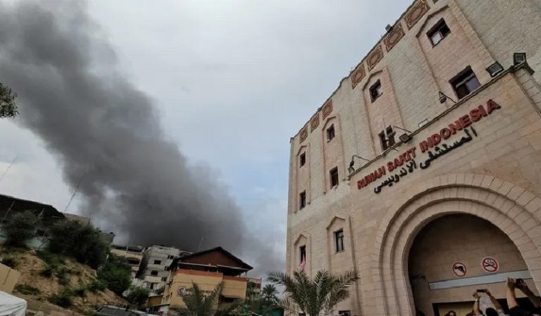 الاحتلال يحاصر المستشفى الإندونيسي.. قصف عنيف وإطلاق نار!