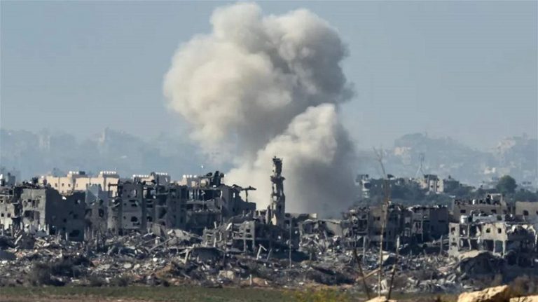 بالفيديو- الاحتلال يقصف منزل هنية.. ويدعي انه مركز عمليات