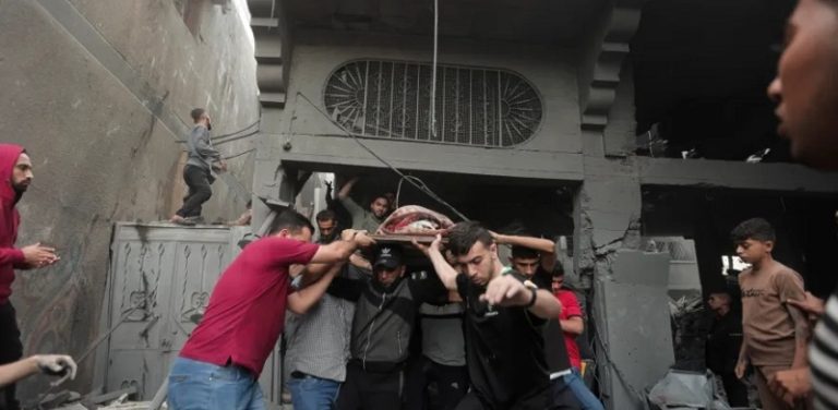 حصيلة شهداء العدوان على غزة تتجاوز 15 ألفاً