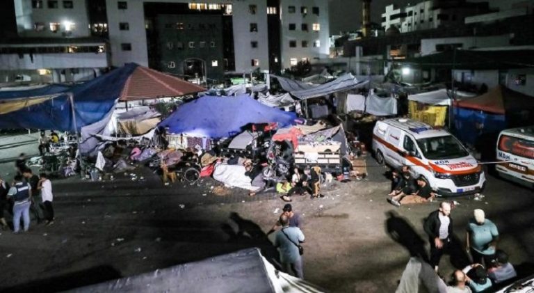 أكثر من 20 شهيداً في مجزرة المدرسة في غزة