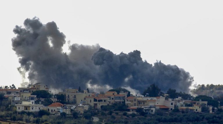 بالفيديو | المنزل الذي استُهدف أمس وسقط فيه شهداء “حزب الله”