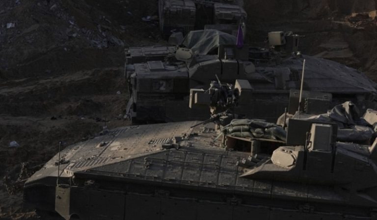 الدبابات عند “دوار السرايا”: ليس هذا ما يُنتصَر به يا “بيبي”