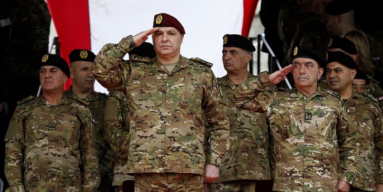 شغور القيادة: هلعٌ على الجيش أم بيدقٌ رئاسي؟