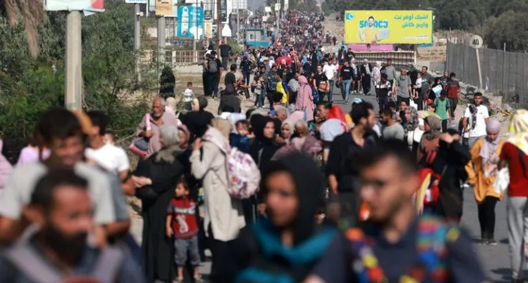 بالصور ـ التهجير من غزّة!