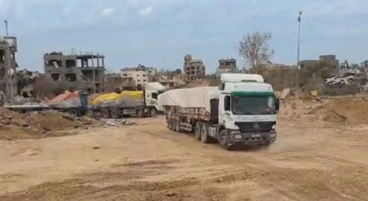 “إسرائيل” ترضخ لمطالب حماس.. 100 شاحنة ستدخل غزة بحلول منتصف الليل