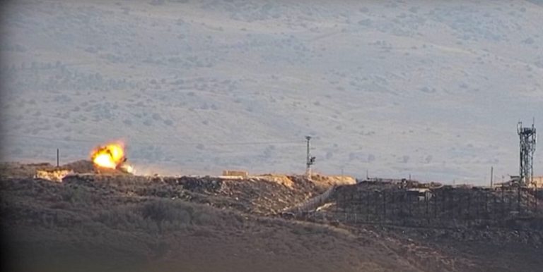 بالفيديو.. لحظة استهداف آلية لوجيستية للاحتلال في موقع البياض