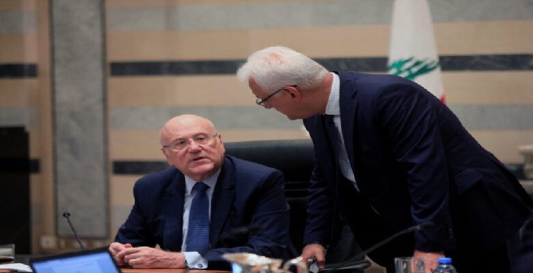 القرم: أعطوني البريد و”ستارلينك”.. أو أعتكف!