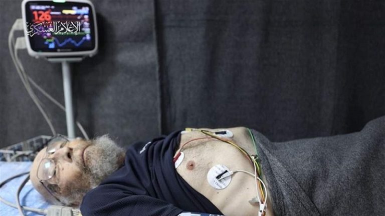 بالفيديو| أسير للعدو توفي بسبب نوبات الهلع