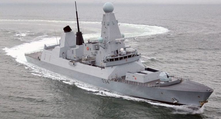 بريطانيا ترسل سفينة حربية إلى الخليج