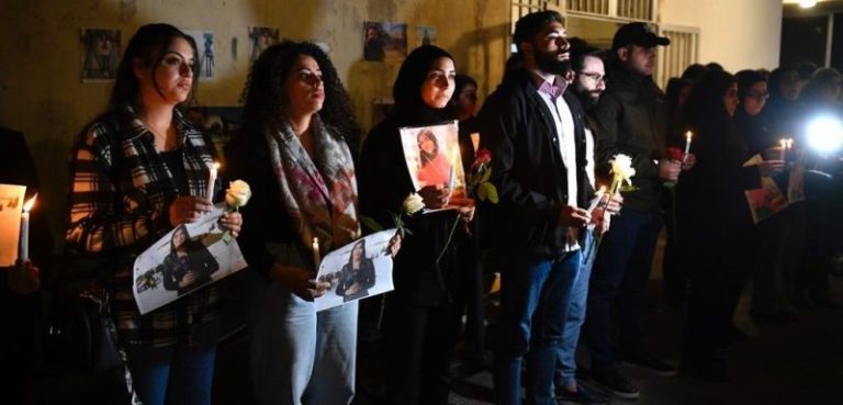 منح جامعية سنوية باسم فرح وربيع.. وإضاءة شموع تخليداً لذكراهما (فيديو وصور)