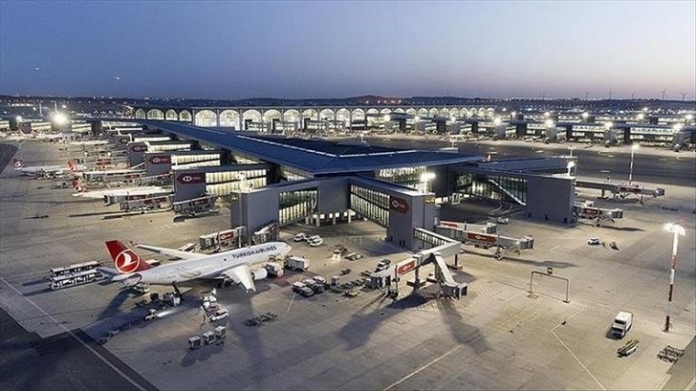 الغاء رحلات الإقلاع من مطار إسطنبول