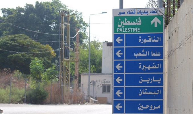 حجار يوزع مساعدات على المسيحيين فقط!