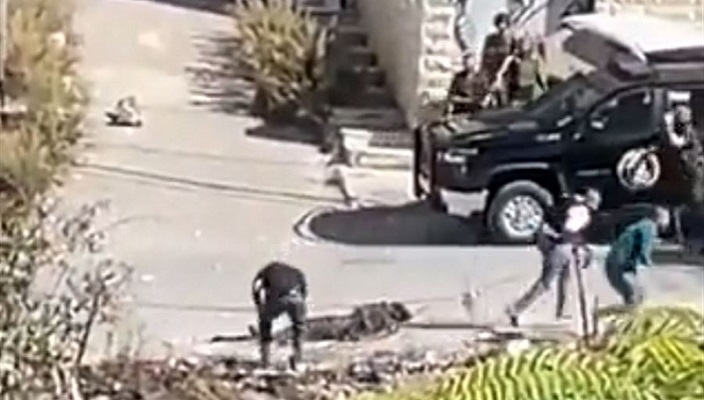 بالفيديو.. هل تعرض محمود عباس لمحاولة إغتيال؟