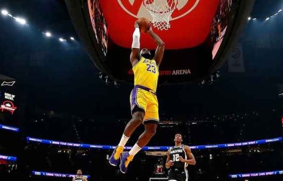 افتتاح متحف ليبرون جايمس في هذا الموعد