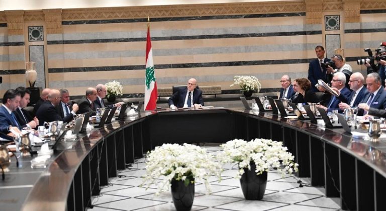 إرجاء البت ببند إعادة هيكلة المصارف.. ميقاتي: لا جدوى من إضراب “الإدارة العامة”