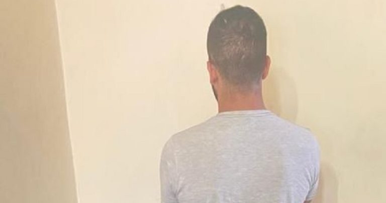 يأوي مطلوبين في منزله ويشاركهم بعمليات سرقة.. وقع في قبضة الأمن!