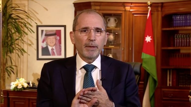 وزير خارجية الأردن: جرائم الحرب في غزة يجب أن تتوقف