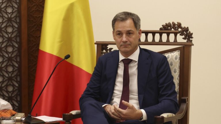 “إسرائيل” تستدعي سفيرها في إسبانيا إحتجاجاً على تصريحات سانشيز