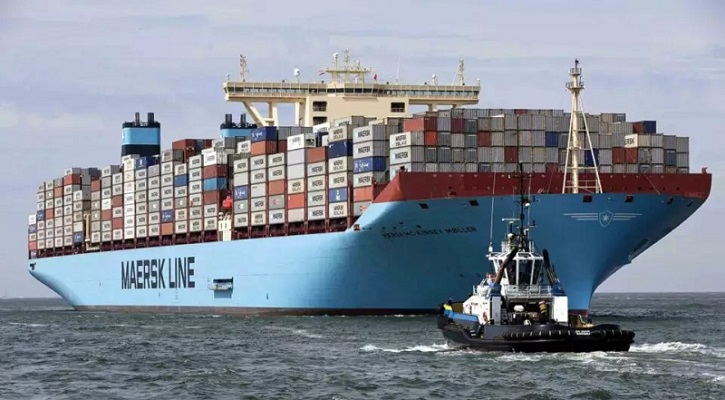 استهداف سفينة تابعة لشركة شحن دنماركية في البحر الأحمر