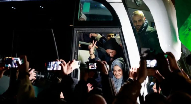 “إسرائيل” تستنجد بمصر وقطر للتفاوض مع “حماس”!