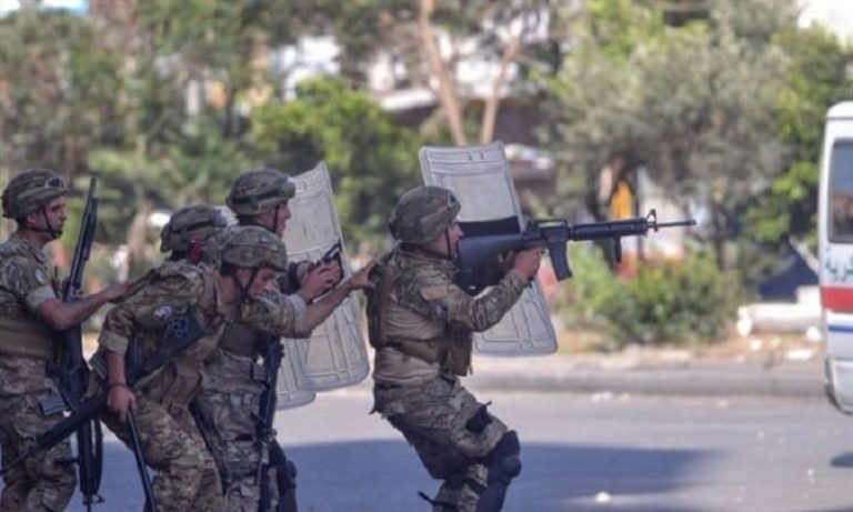 إطلاق نار على الجيش أثناء مداهمات في بريتال