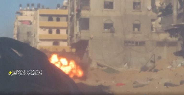 “سرايا القدس” تستهدف ناقلة جند وآليتين للعدو