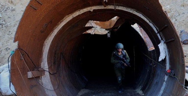 مزاعم “إسرائيلية” جديدة.. اكتشاف شبكة أنفاق كبار مسؤولي حماس (فيديو)