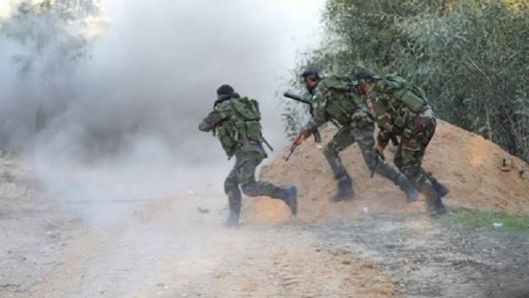 بالفيديو.. “القسام” تستهدف دبابة وجرافة صهيونيتين