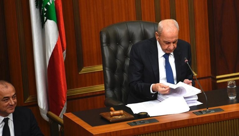 بدء عملية فرز الأصوات