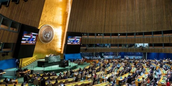 الأمم المتحدة تعتمد قراراً يطالب بوقف فوري لإطلاق النار في غزة