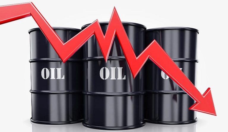 انخفاض أسعار النفط العالمي