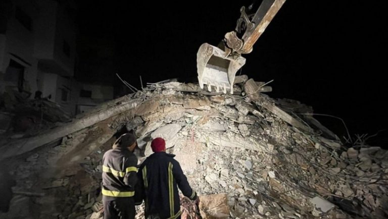 بالفيديو.. استهداف منزل في مركبا