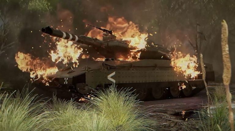 المقاومة الفلسطينية تفجر عبوة بدبابة للعدو