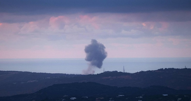 استهداف “إسرائيلي” لأطراف بلدة عيترون.. وقصف مدفعي بين حولا وميس الجبل