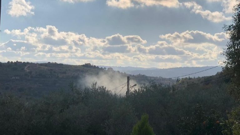 العدو يجدد قصفه على الجنوب.. وجريح في مركبا