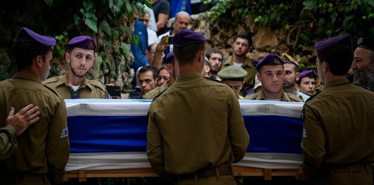 مقتل جنديَيْن “إسرائيليين” جديدين في معارك غزة