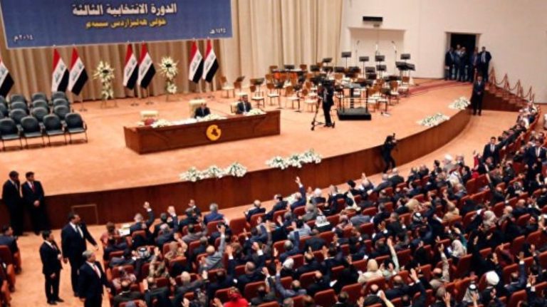 نائب عراقي يكشف عن فضيحة مالية: فقدان 35 تريليون دينار!