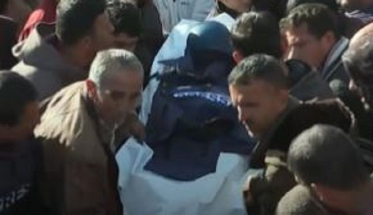 بالفيديو.. تشييع الشهيد سامر أبو دقة في خان يونس