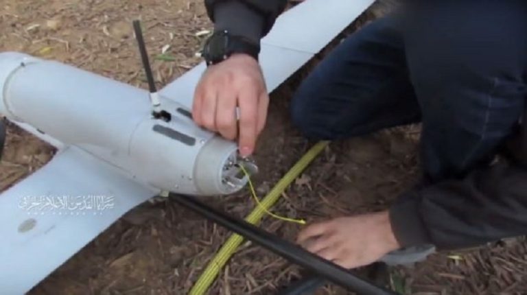 “سرايا القدس” تنشر مشاهد للطائرة الصهيونية التي أسقطتها (فيديو)