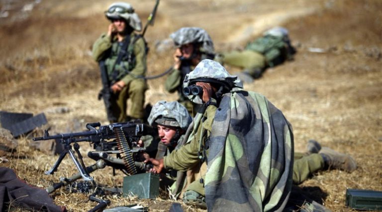 مقتل ضابطين للعدو في معارك غزة البرية
