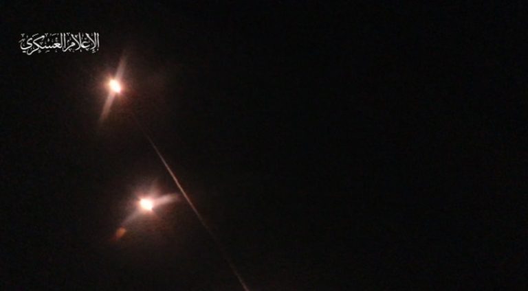 بالفيديو.. “القسام” تقصف الأراضي المحتلة