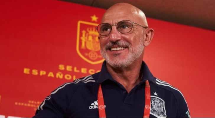 مدرب اسبانيا يرفع التحدي: هدفنا تحقيق يورو 2024