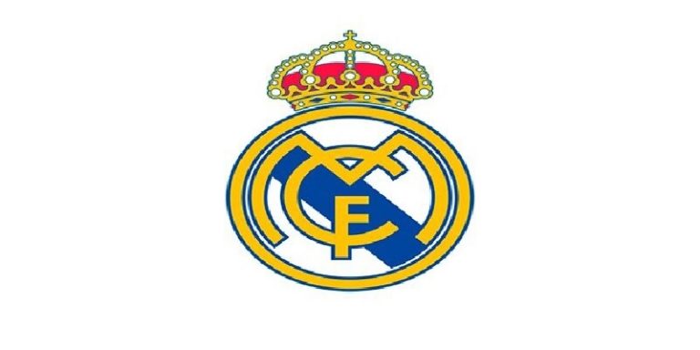 مدافع ريال مدريد يتمنى عودة زميله الى المنتخب