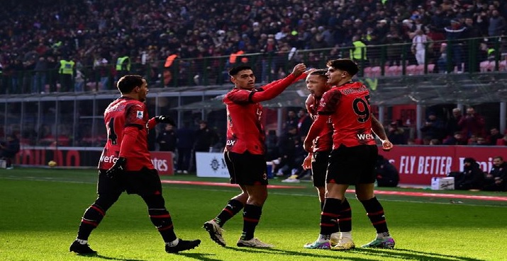 ميلان يهزم مونزا ويقترب من صدارة الكالتشيو