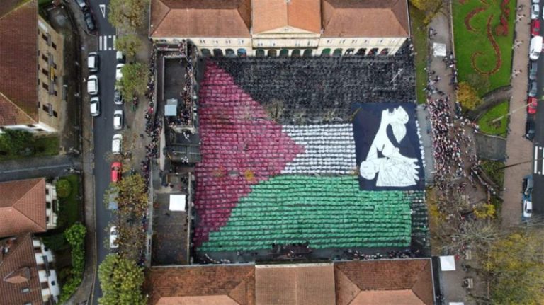 بالفيديو والصور.. سلسلة مسيرات تضامنية مع فلسطين