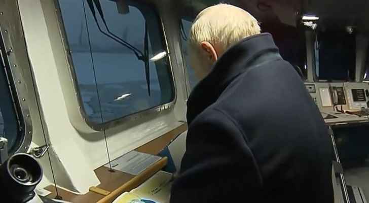 بوتين يدشن غواصتين نوويتين ويعد بالمزيد